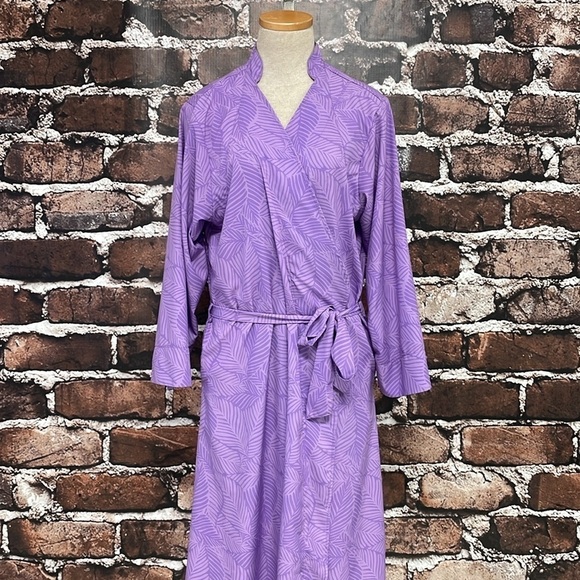 Clo Intimo Robe Women's M Medium Purple Amethyst Orquid Entanto Long Robe NWT - Picture 7 of 15